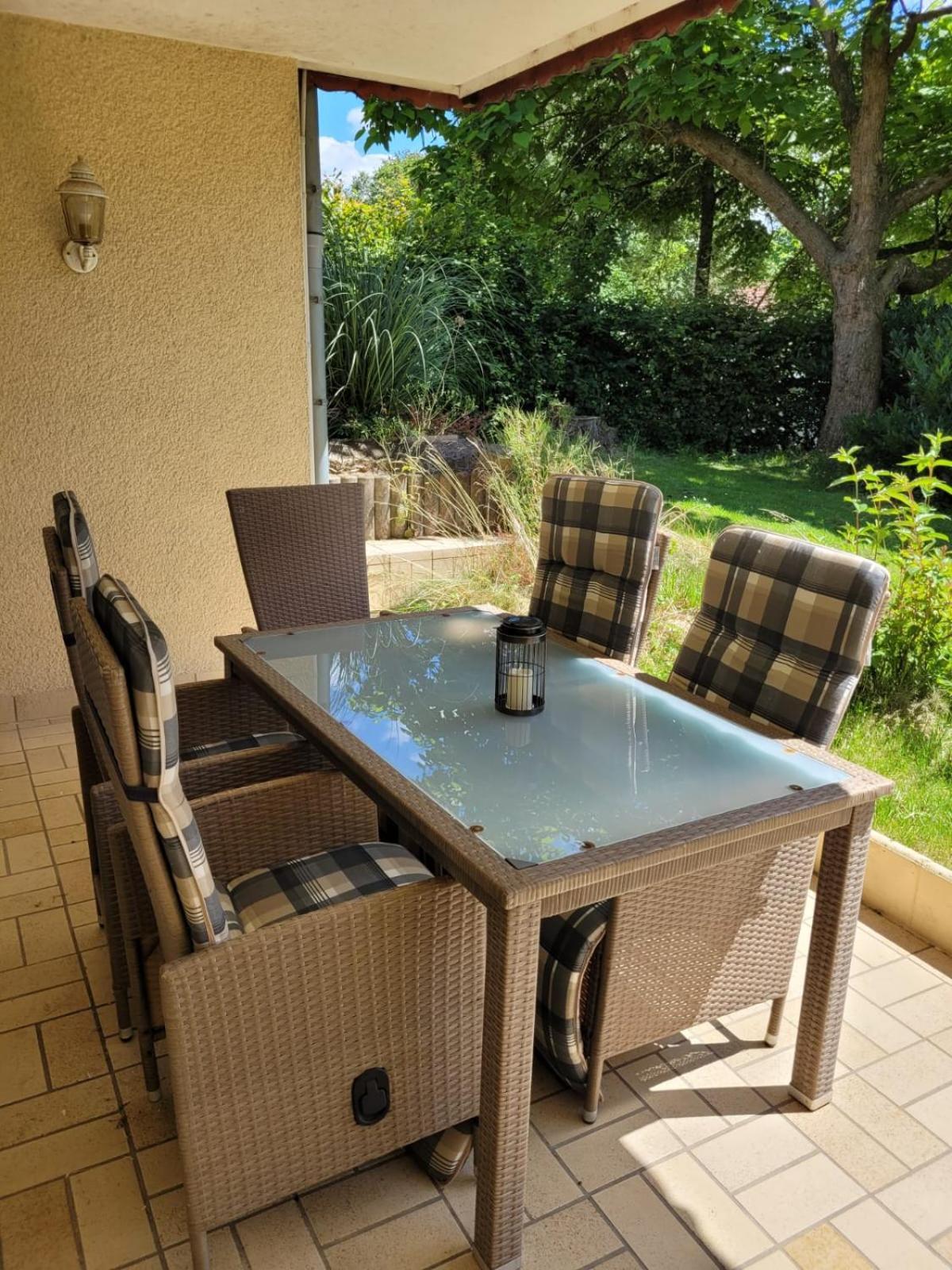 Ferienwohnung Westerwaldblick Grosszuegige Wohlfuehloase Mit Terrasse Oberelbert Buitenkant foto